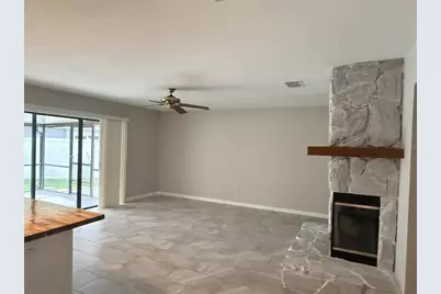 18306 Felspar Way, Tampa, FL 33647 - Photo 8