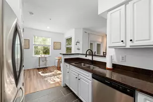 2010 E Palm Ave, Tampa, FL 33605 - Photo 8
