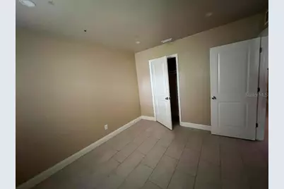 10106 N 10th Street, Tampa, FL 33612 - Photo 6