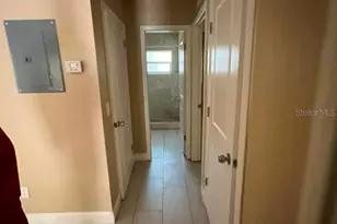 10106 N 10th St, Tampa, FL 33612 - Photo 4