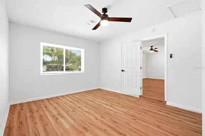 5586 30th Avenue N, Saint Petersburg, FL 33710 - Photo 16