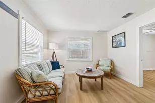 314 Maryland Ave, Crystal Beach, FL 34681 - Photo 12