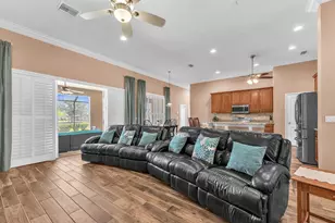 2817 Durant Trails Blvd, Dover, FL 33527 - Photo 12