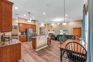 2817 Durant Trails Blvd, Dover, FL 33527 - Photo 14