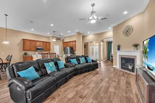2817 Durant Trails Blvd, Dover, FL 33527 - Photo 10