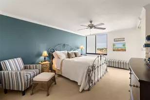9425 Blind Pass Rd, Saint Pete Beach, FL 33706 - Photo 10