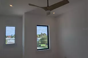 4086 13th Ln NE, Saint Petersburg, FL 33703 - Photo 16