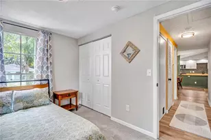 10708 N Ojus Dr, Tampa, FL 33617 - Photo 20