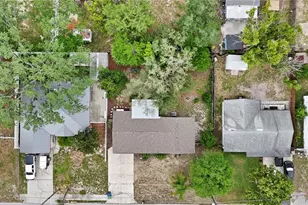 10708 N Ojus Dr, Tampa, FL 33617 - Photo 26