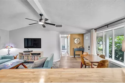 10708 N Ojus Drive, Tampa, FL 33617 - Photo 6