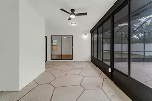 2051 Laredo Ave, Spring Hill, FL 34608 - Photo 38