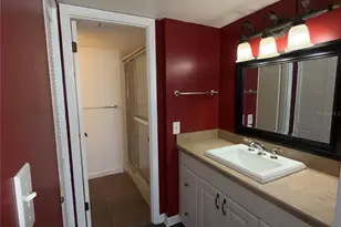 201 W Laurel St, Tampa, FL 33602 - Photo 16