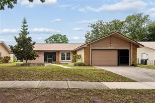 1603 Glengarry Dr, Palm Harbor, FL 34684 - Photo 1