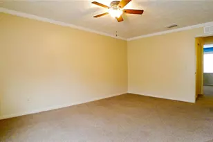 608 Lynchburg Dr, Brandon, FL 33511 - Photo 16
