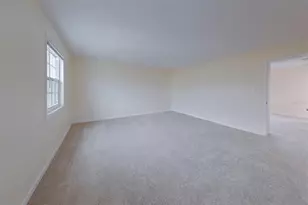 222 Pompano Dr SE, Saint Petersburg, FL 33705 - Photo 16
