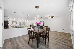 102 Peacock Cir, Safety Harbor, FL 34695 - Photo 22