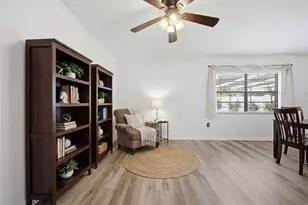 102 Peacock Cir, Safety Harbor, FL 34695 - Photo 20