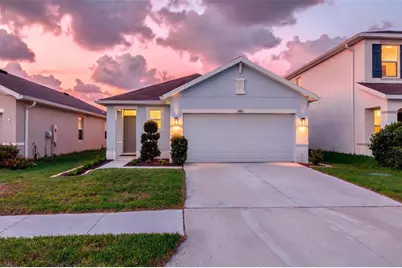 33801 Jasmine Star Loop, Wesley Chapel, FL 33543 - Photo 2