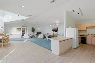 14510 Alejo Ct, Seminole, FL 33776 - Photo 40