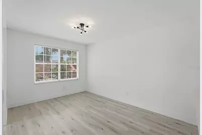 14510 Alejo Court, Seminole, FL 33776 - Photo 10