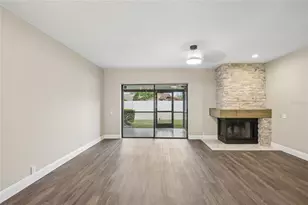 717 Oak Park Pl, Brandon, FL 33511 - Photo 6