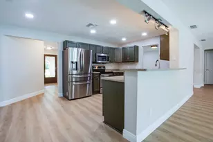 14060 82nd Ave, Seminole, FL 33776 - Photo 18