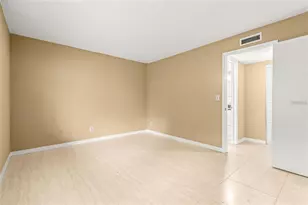 7510 Presley Pl, Tampa, FL 33617 - Photo 6