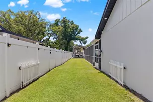 8014 N Habana Ave, Tampa, FL 33614 - Photo 50