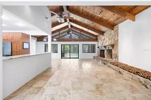181 N Smokey Mountain Rd, Seffner, FL 33584 - Photo 4