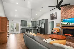 7218 Southeast Ave, Ridge Manor Estates, FL 33597 - Photo 12