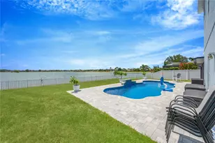 1548 Mira Lago Cir, Ruskin, FL 33570 - Photo 46