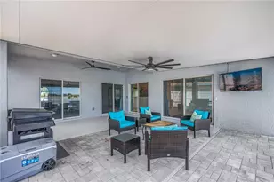 1548 Mira Lago Cir, Ruskin, FL 33570 - Photo 44