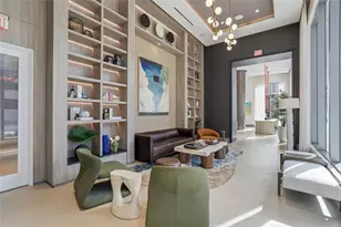 275 1st Ave S, Saint Petersburg, FL 33701 - Photo 30