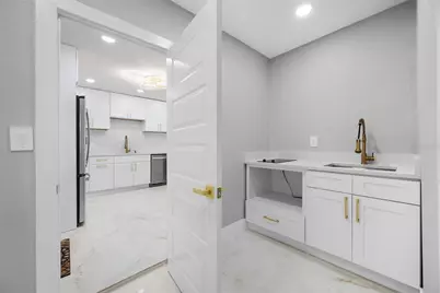 [Address not provided], Tampa, FL 33614 - Photo 32