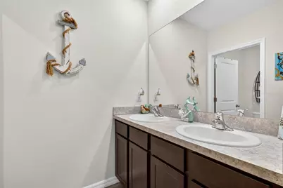 7116 Silverado Ranch Boulevard, Zephyrhills, FL 33541 - Photo 30