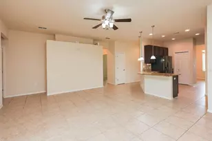 6019 Evansbrook Dr, Zephyrhills, FL 33541 - Photo 8