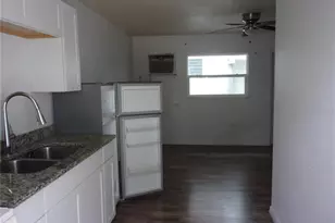 5208 7th St, Zephyrhills, FL 33542 - Photo 8