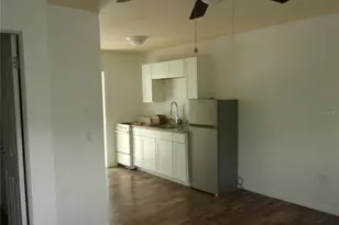5208 7th St, Zephyrhills, FL 33542 - Photo 10