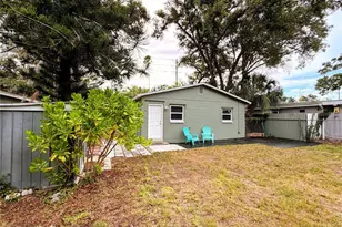 364 3rd St NW, Largo, FL 33770 - Photo 20