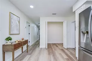 2101 W Hamilton Ave, Tampa, FL 33604 - Photo 10
