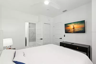 819 Bay Esplanade, Clearwater Beach, FL 33767 - Photo 42