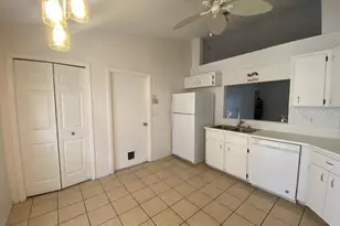3938 Creek Woods Dr, Plant City, FL 33563 - Photo 2
