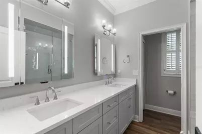1230 Darlington Oak Circle NE, Saint Petersburg, FL 33703 - Photo 32