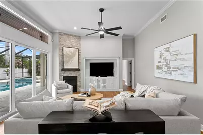 1230 Darlington Oak Circle NE, Saint Petersburg, FL 33703 - Photo 20