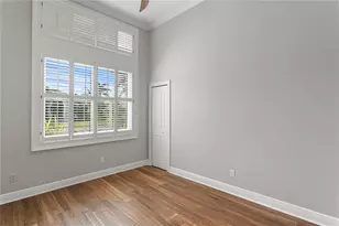 1230 Darlington Oak Cir NE, Saint Petersburg, FL 33703 - Photo 38