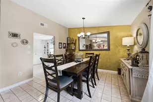5309 Black Pine Dr, Tampa, FL 33624 - Photo 6
