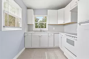 3305 Oakley Ave, Saint Petersburg, FL 33712 - Photo 6