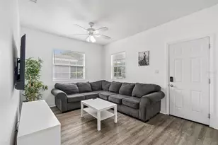 1406 E 23rd Ave, Tampa, FL 33605 - Photo 4