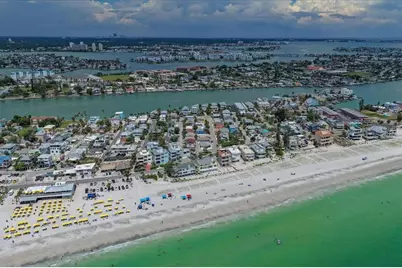 122 87th Avenue, Treasure Island, FL 33706 - Photo 10