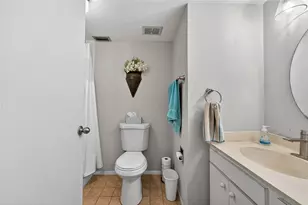 593 Lakeside Dr, Bradenton, FL 34210 - Photo 54